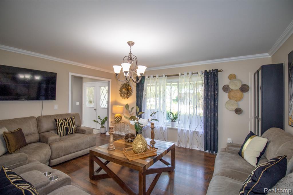 7878 Capri Drive, Canton, MI 48187 — Photo 11