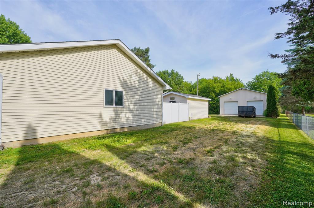 1055 E Hollywood Boulevard, Clio, MI 48420 — Photo 11