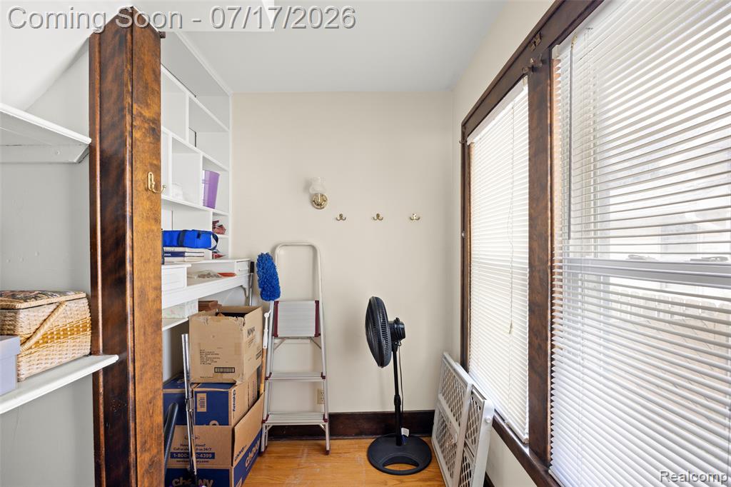 183 W Columbia Avenue, Belleville, MI 48111 — Photo 9