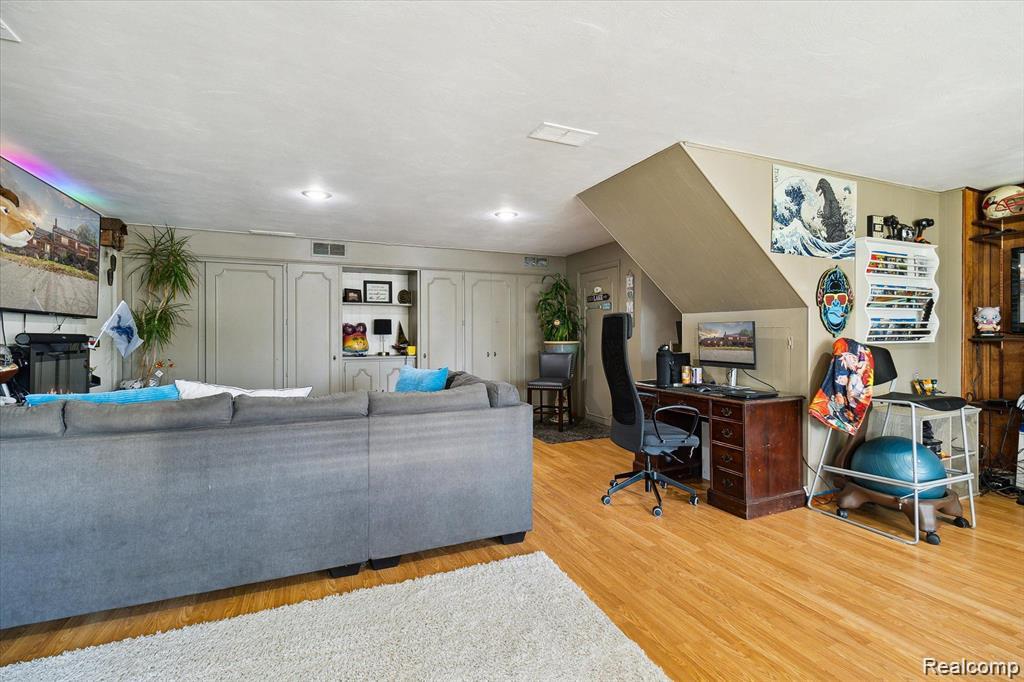 6003 Rolton Court, Waterford, MI 48329 — Photo 10