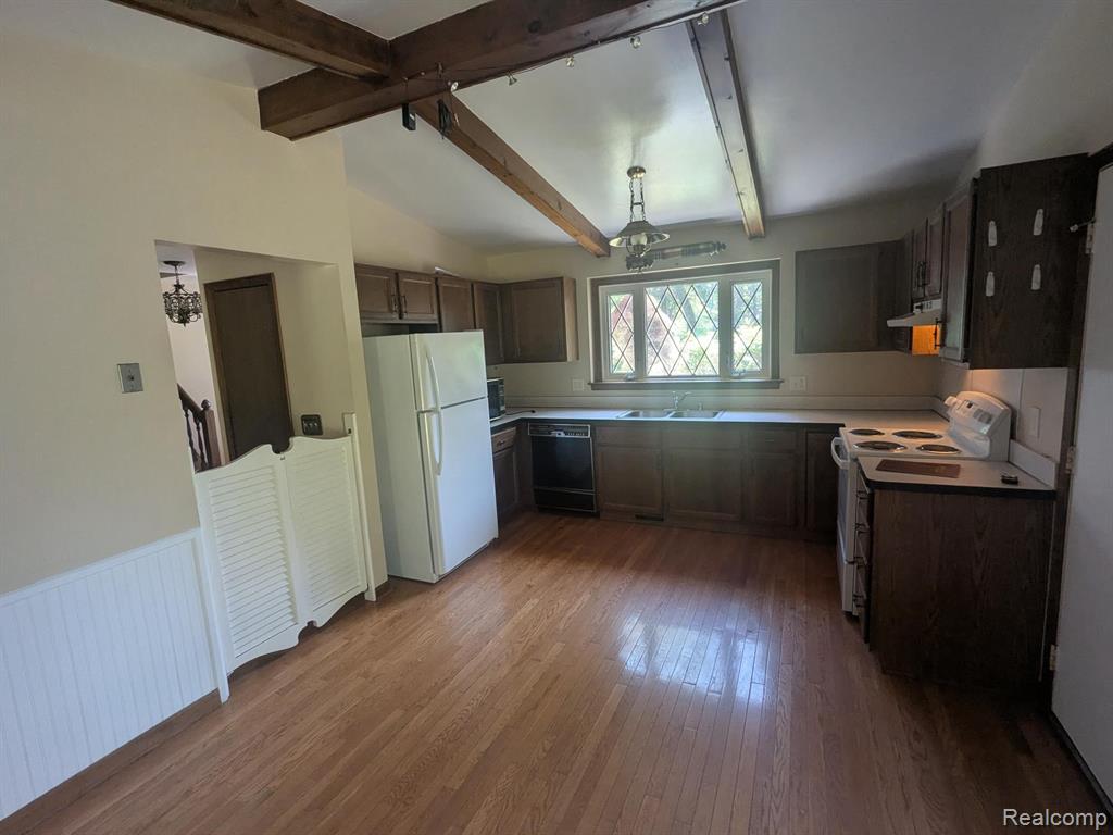 3211 McCluskey, Pinckney, MI 48169 — Photo 6