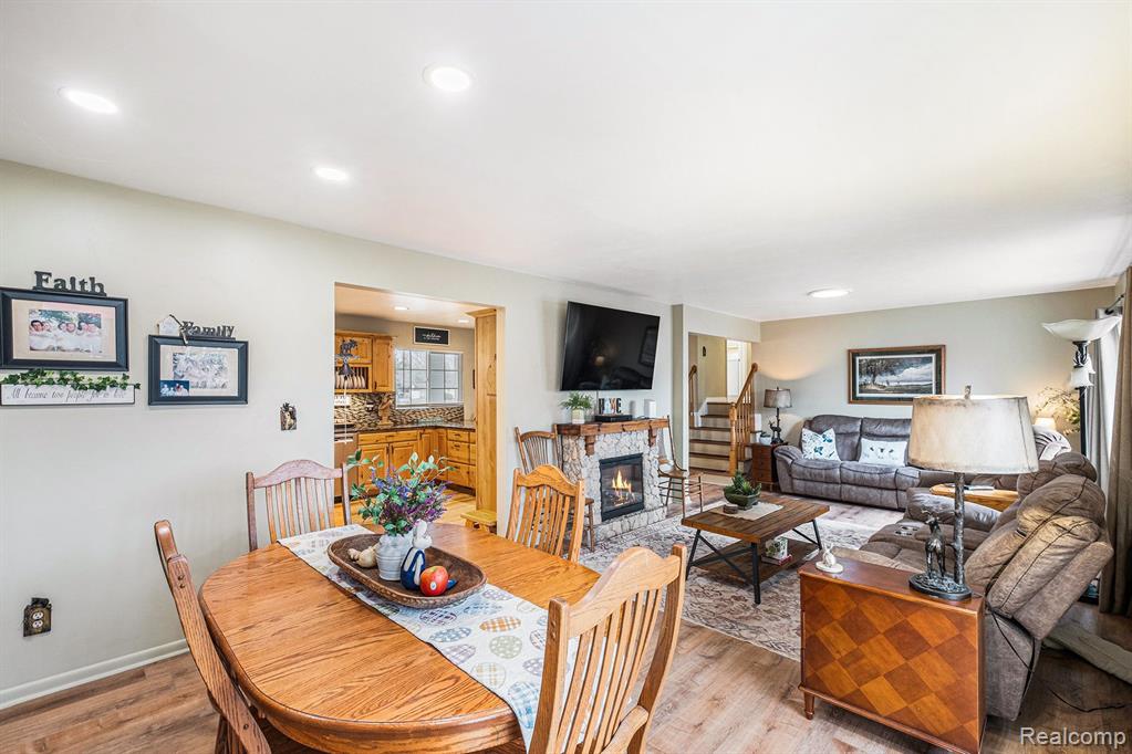 5169 OTTAWA Street, Burton, MI 48509 — Photo 7