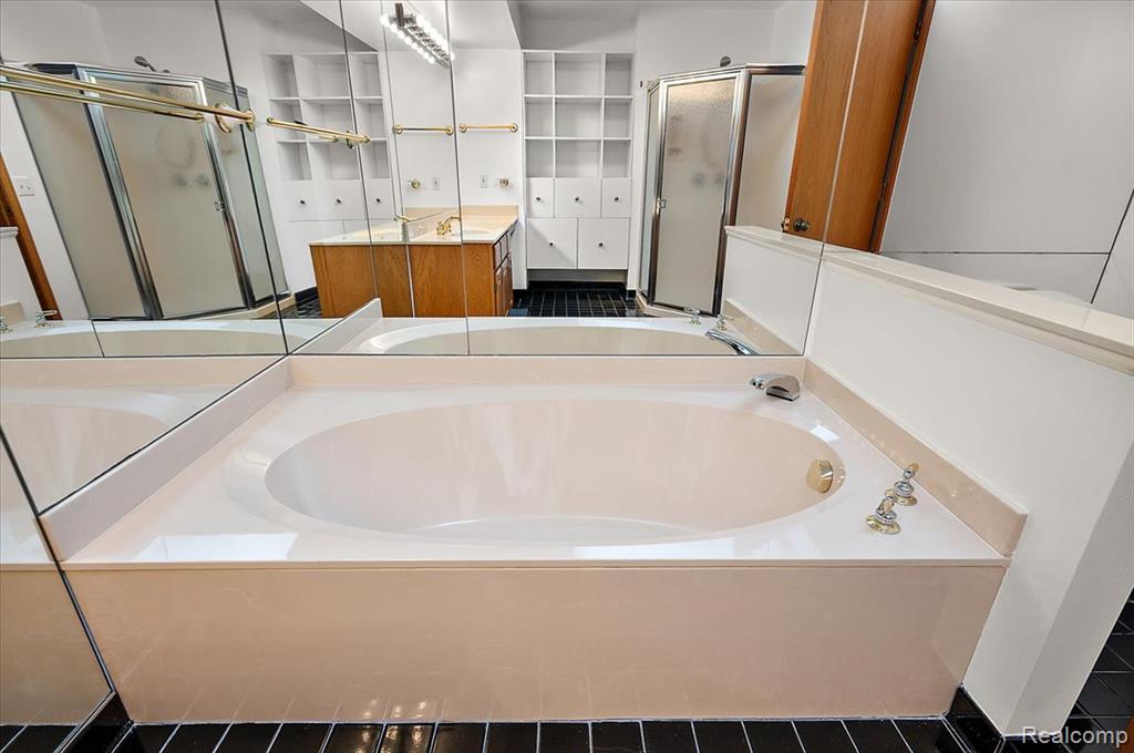 6583 RIDGEVIEW Drive, Clarkston, MI — Photo 40