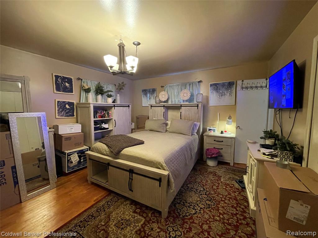 5021 Forest Side Drive, Flint, MI, 48532