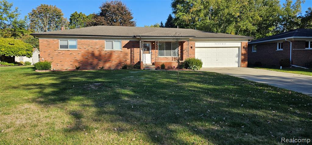 42152 Tessmer Drive N, Sterling Heights, MI 48314 — front exterior