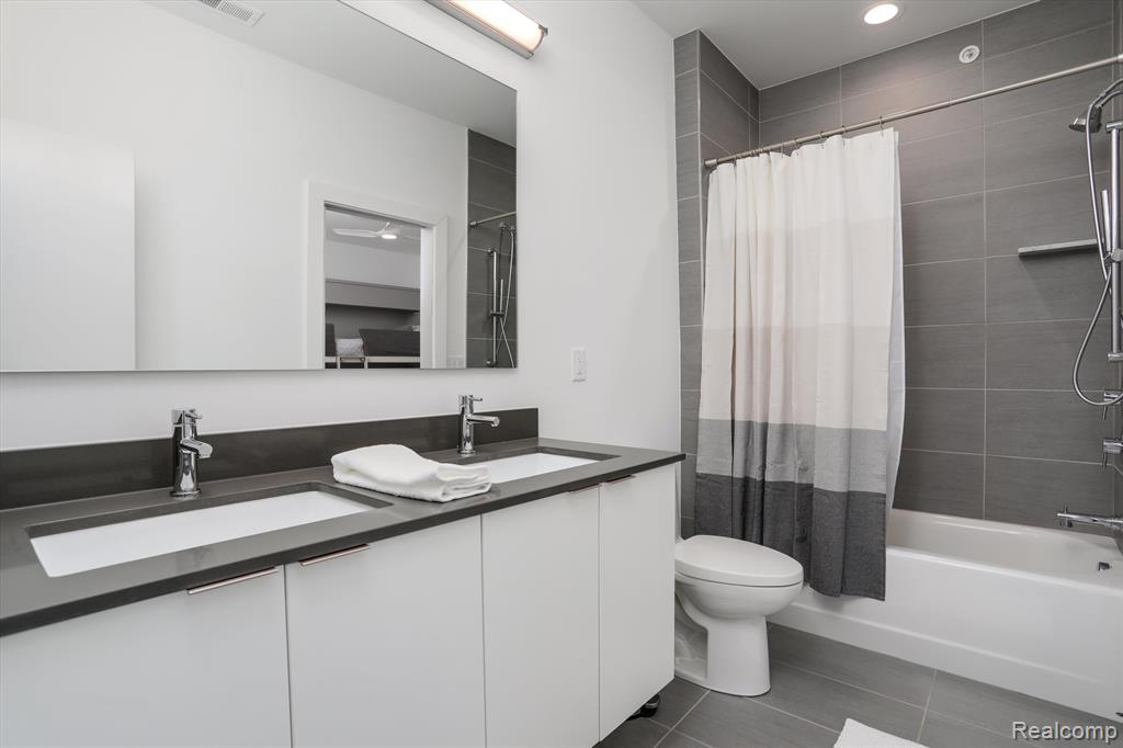 245 Alfred Street, Detroit, MI 48201 — Photo 21