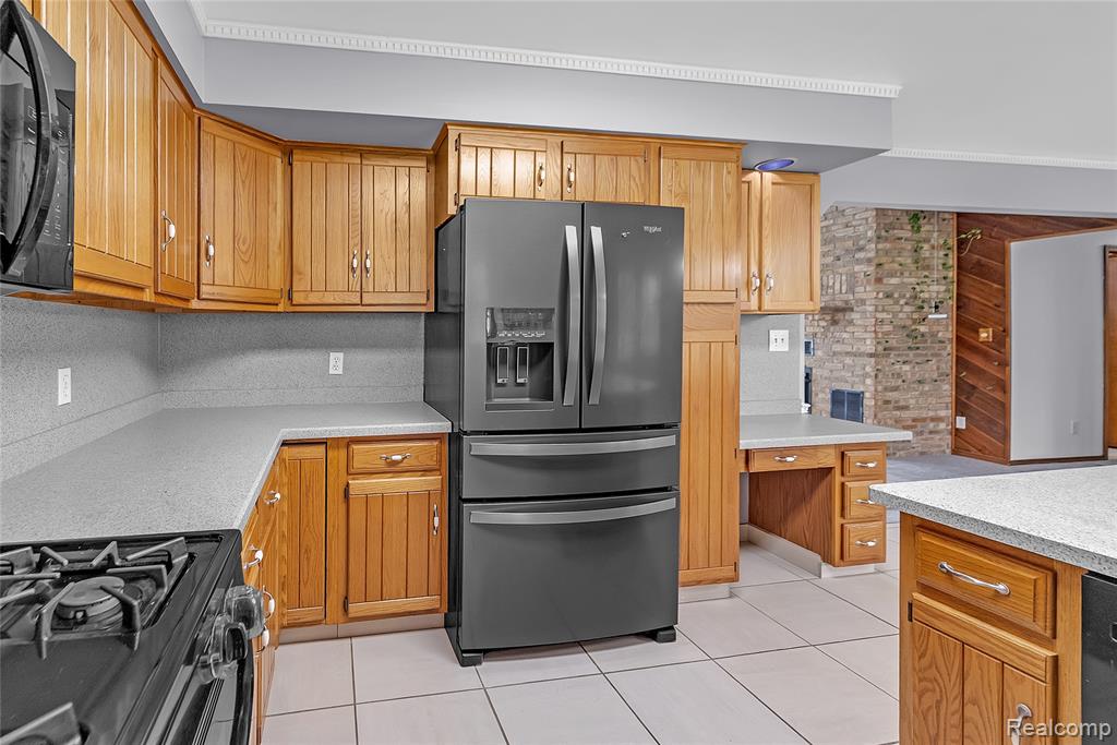 1081 S Gale Road, Davison, MI 48423 — Photo 9