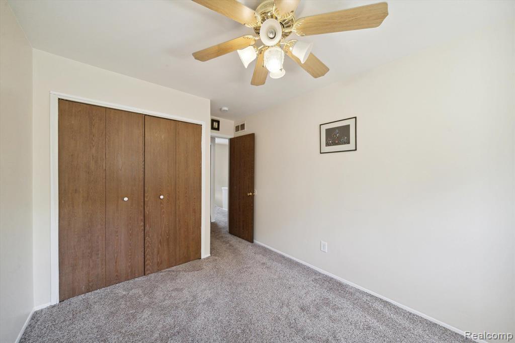8312 LAKEVIEW Drive, Ypsilanti, MI 48198 — Photo 15