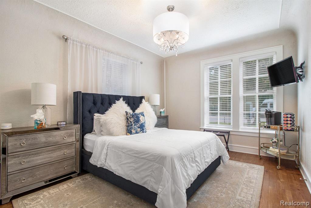 155 N Main Street, Clarkston, MI, 00000