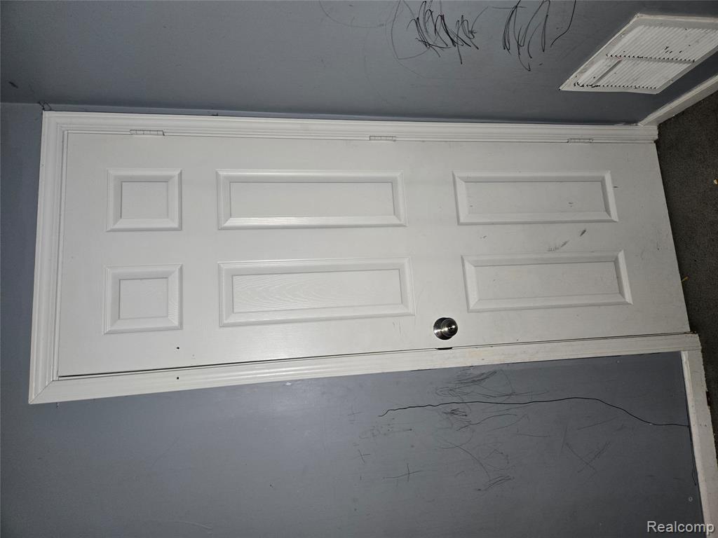 8976 McClellan Street, Detroit, MI 48213 — Photo 38