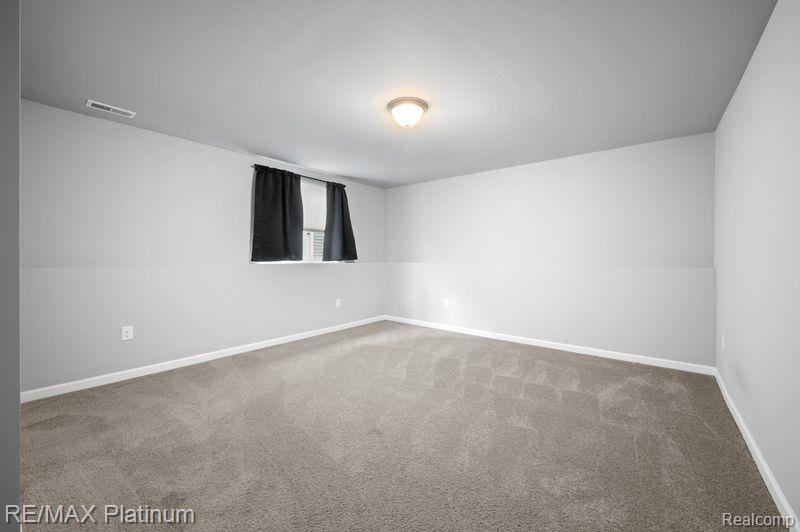 2869 W Sycamore River Drive, Fowlerville, MI 48836 — Photo 15