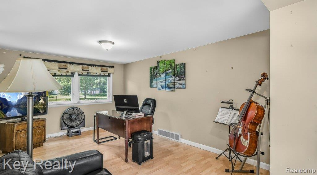 28611 Lathrup Boulevard, Lathrup Village, MI 48076 — Photo 19