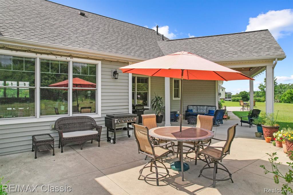 5314 WALNUT CREEK Lane, Ann Arbor, MI 48105 — Photo 39