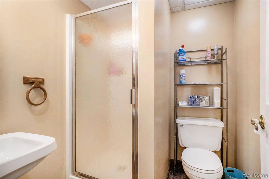 6084 Chatham Court, Grand Blanc, MI 48439 — Photo 29