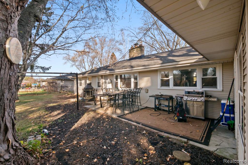 6736 Lakeshore Road, Lexington, MI 48450 — Photo 6