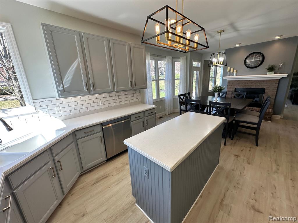 16983 COURVILLE Drive, Northville, MI 48168 — Photo 14