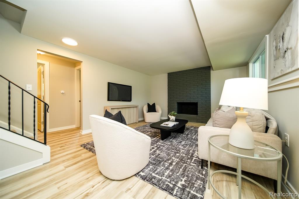 48297 Mallard Drive, New Baltimore, MI 48047 — Photo 28