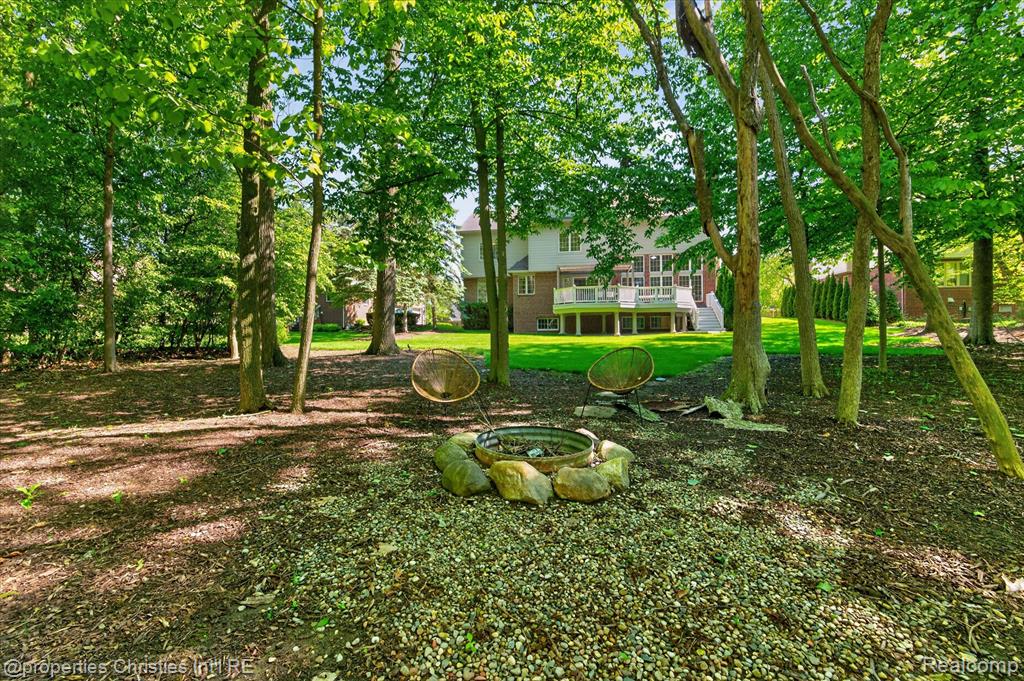15639 Merion Court, Northville, MI 48168 — Photo 59