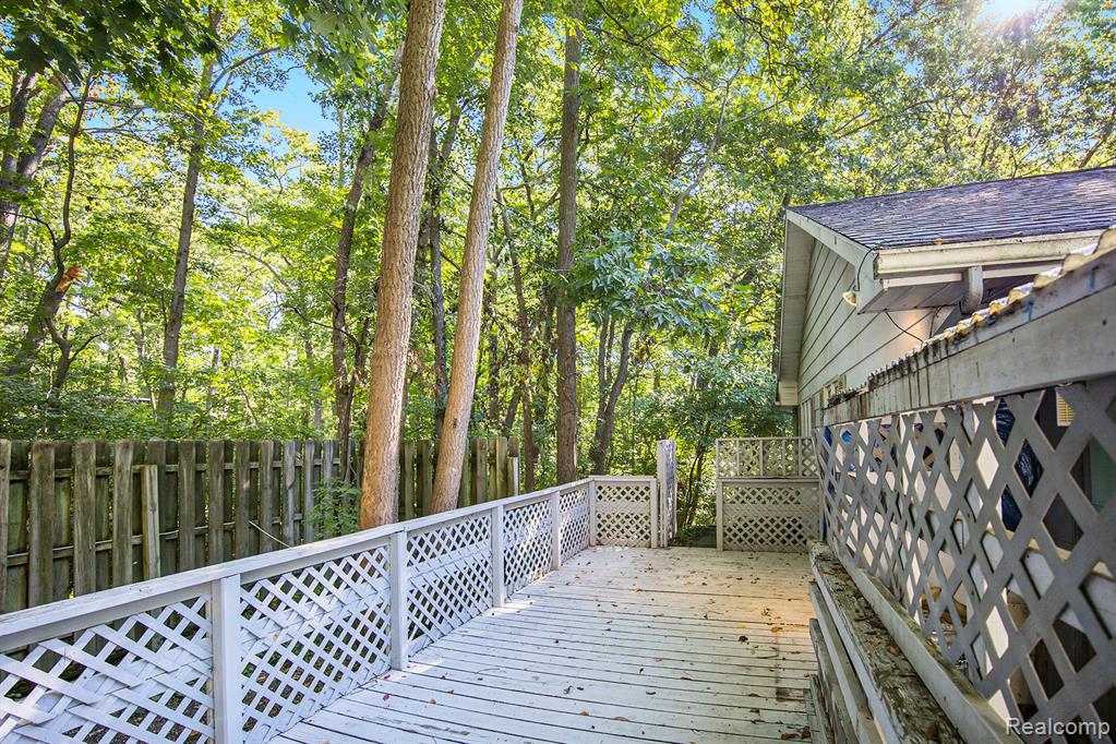 9401 Mabley Hill Road, Fenton, MI 48430 — Photo 19