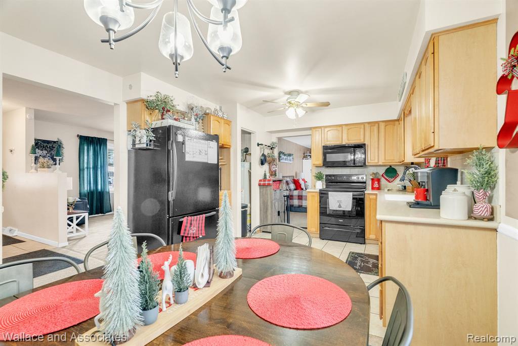 4440 Cambridge Drive, Port Huron, MI 48060 — Photo 14