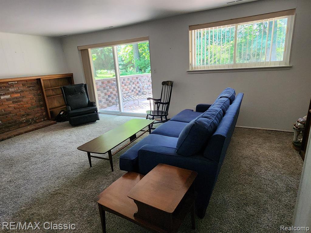 473 FOX RIVER Drive, Bloomfield Hills, MI 48304 — Photo 32