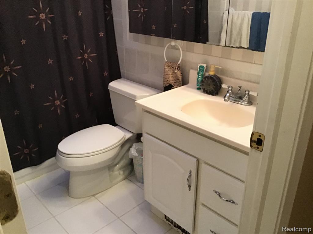 7640 Garland, Washington, MI — Photo 21