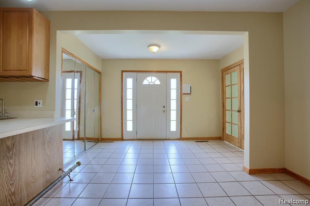 50928 REDWOOD Lane, New Baltimore, MI 48047 — Photo 3