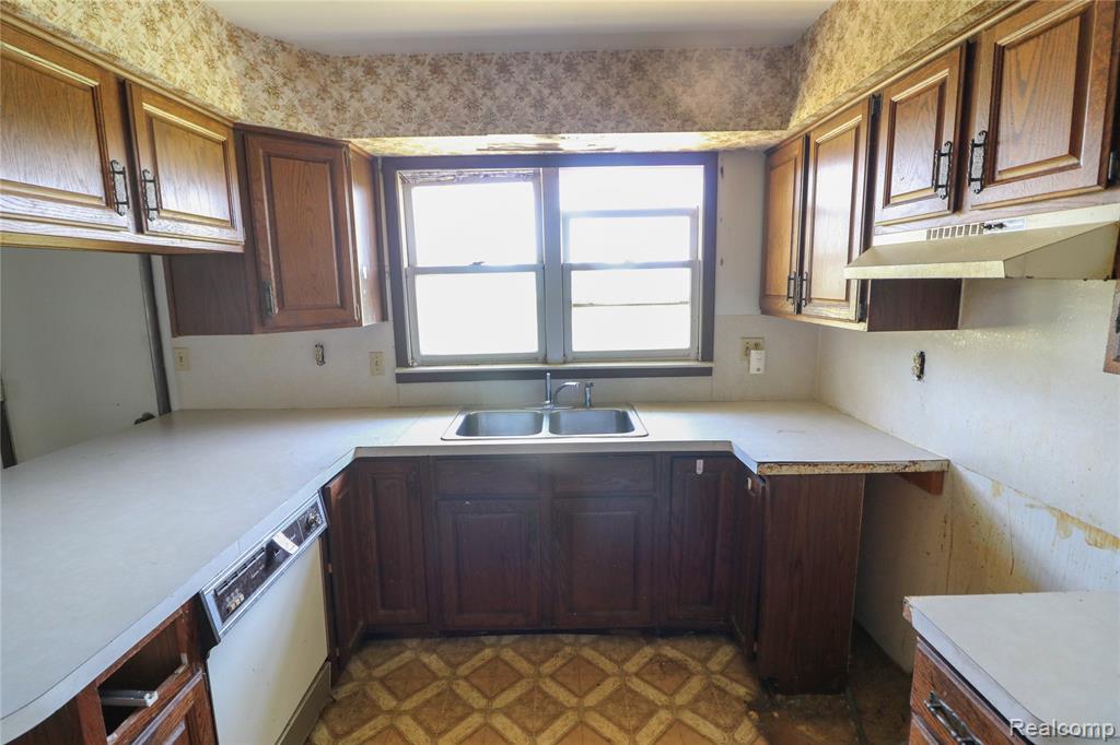 4193 Peggy Drive, Saginaw, MI 48601 — Photo 10