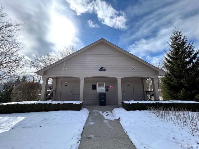 7305 Meadowridge Circle, 28, West Bloomfield, MI — Photo 21