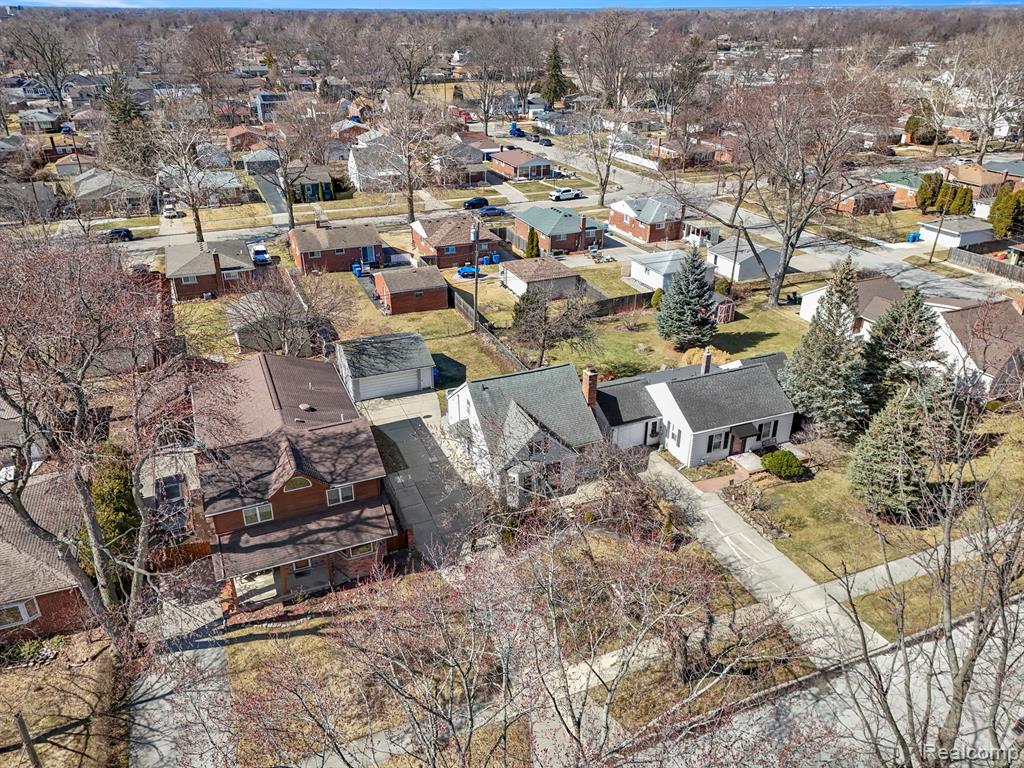 6447 CENTRALIA Street, Dearborn Heights, MI 48127 — Photo 36