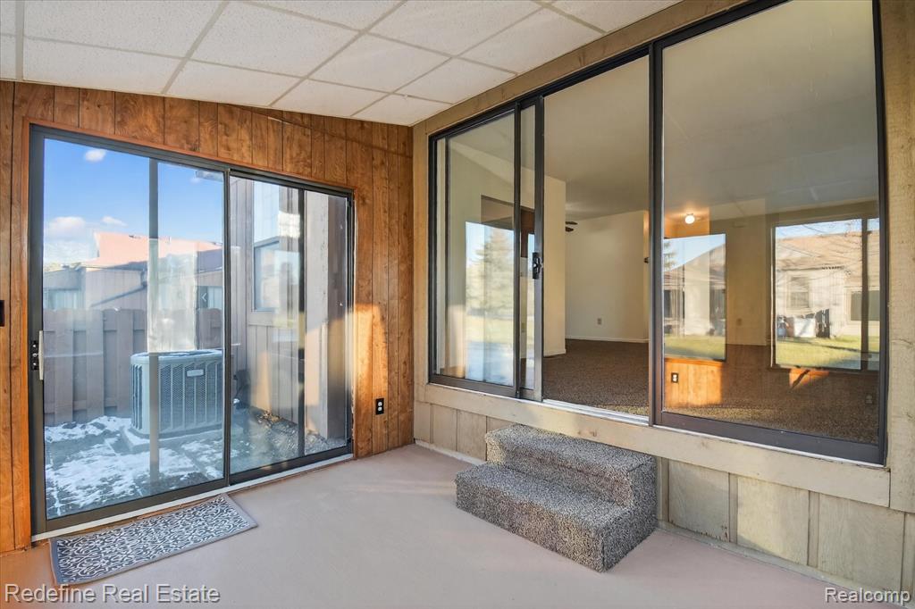 12355 Nantucket Drive, South Lyon, MI 48178 — Photo 12