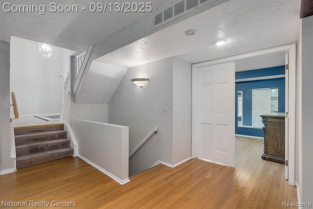 5118 Vincennes Court, Bloomfield Hills, MI 48302 — Photo 38