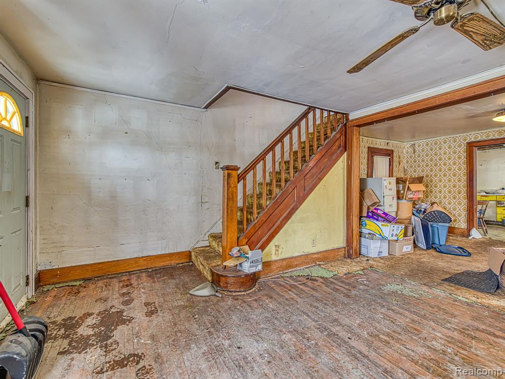 547 Pine Street, Wyandotte, MI 48192 — Photo 4