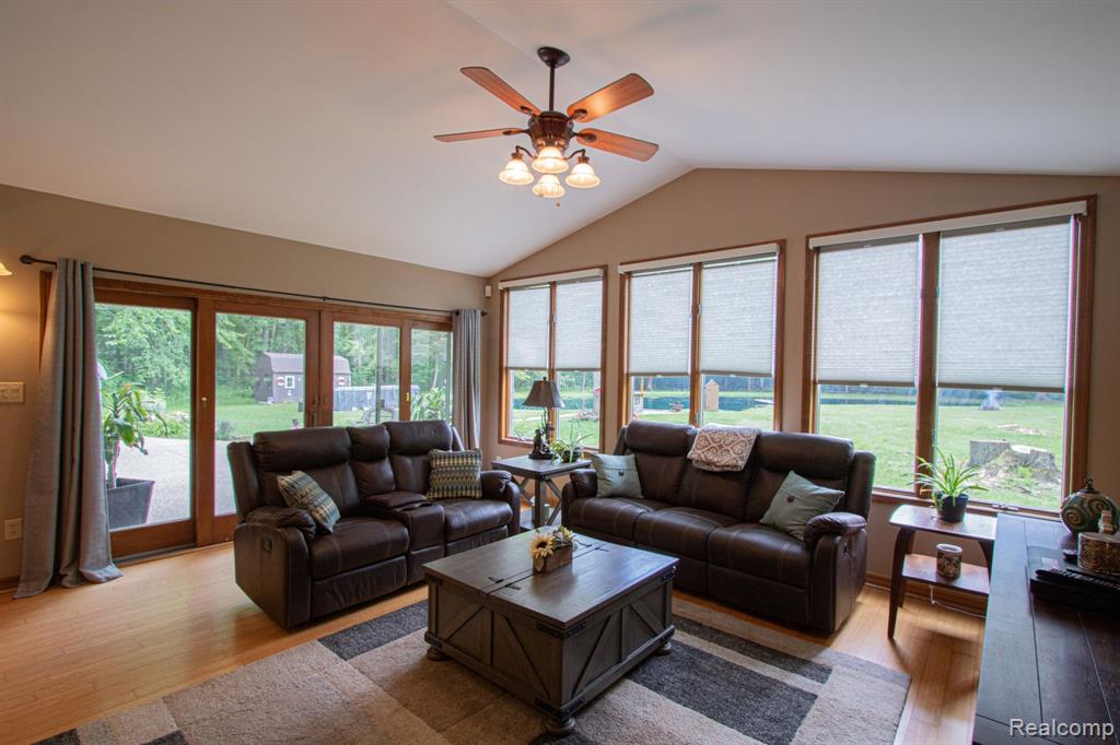 7857 KENDALL Road, Columbus, MI — Photo 32