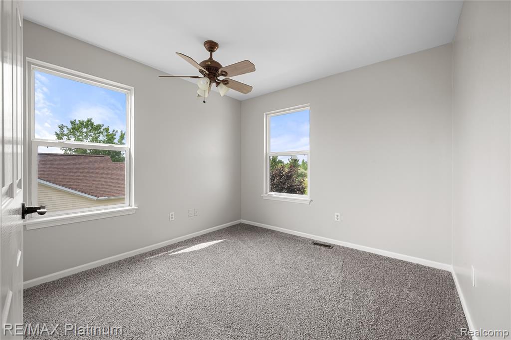 6327 Saint Charles Pass, Swartz Creek, MI 48473 — Photo 20