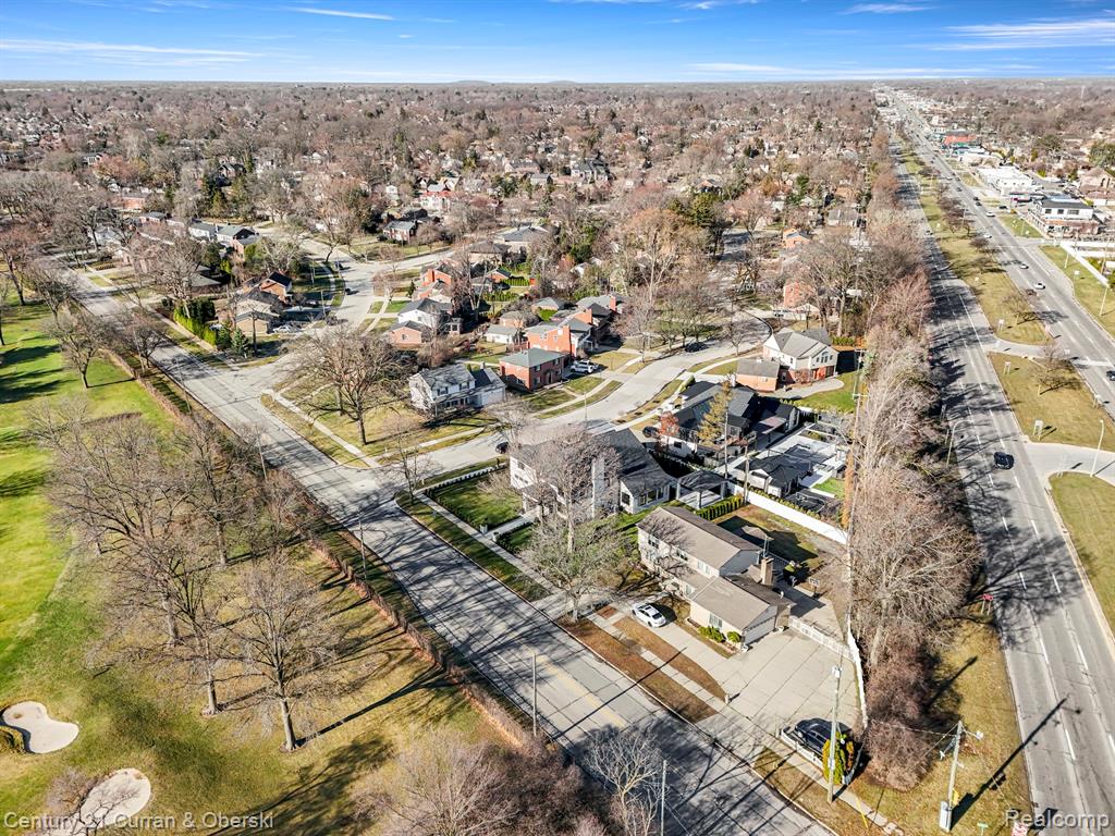2211 Golfview Drive, Dearborn, MI, 48128