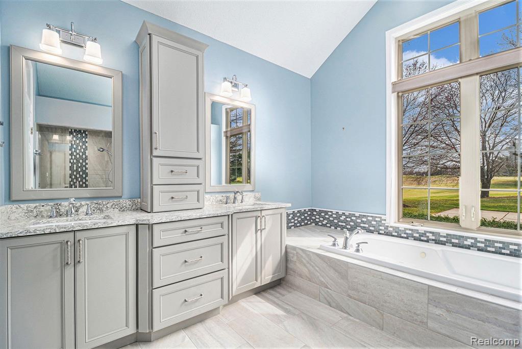 5245 MORET Court, Brighton, MI 48116 — Photo 16