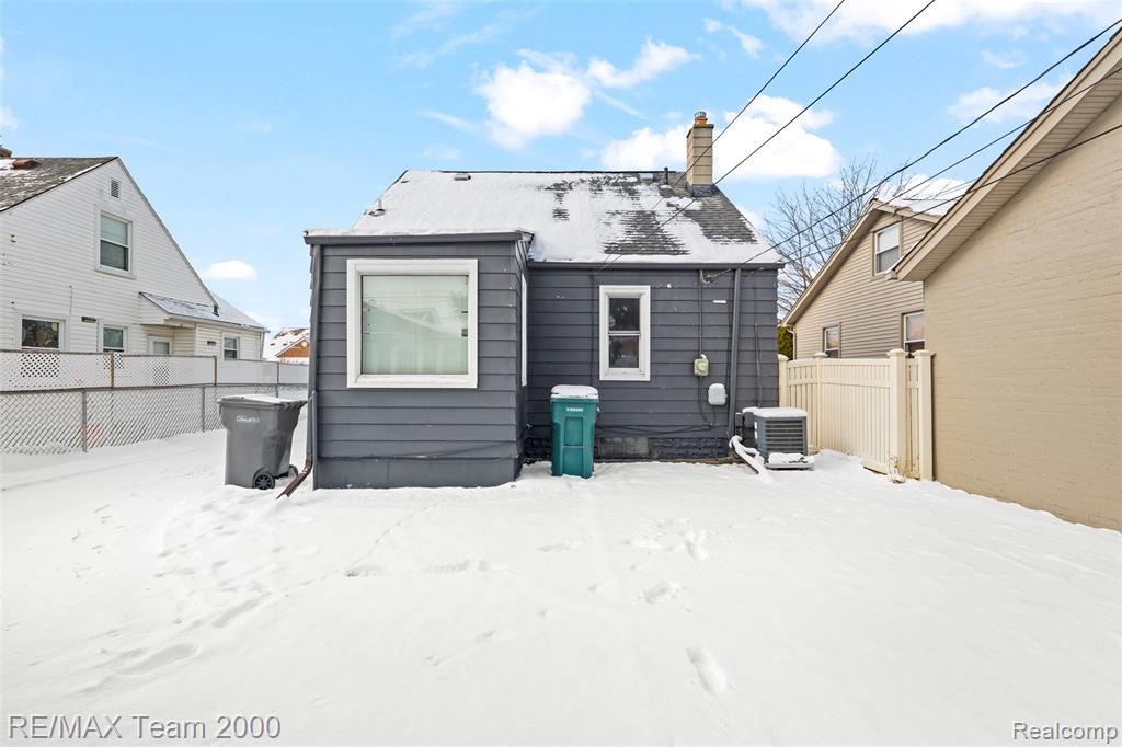 6244 Kendal Street, Dearborn, MI 48126 — Photo 24