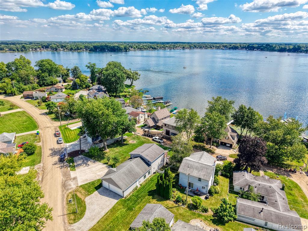 11728 Kenton Drive, Whitmore Lake, MI 48189 — Photo 47