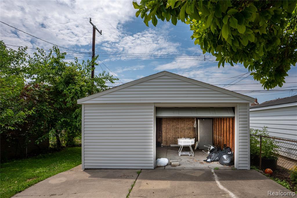 5725 Bingham Street, Dearborn, MI 48126 — Photo 19