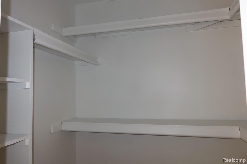 49234 ALMA Court, Shelby Twp, MI 48315 — Photo 49