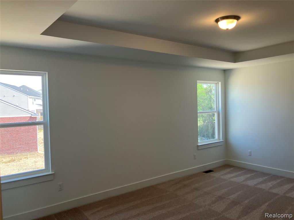 1918 MAGGIE Lane, Ypsilanti, MI 48198 — Photo 25