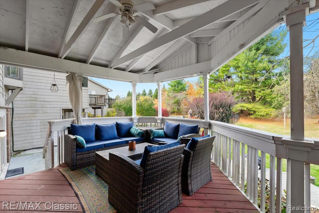 2345 E Commerce Road, Milford, MI 48381 — Photo 56