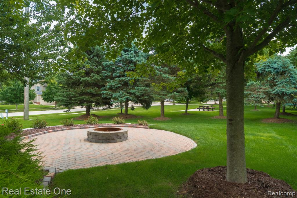 851 Deer Run Lake Road, Holly, MI 48442 — Photo 9