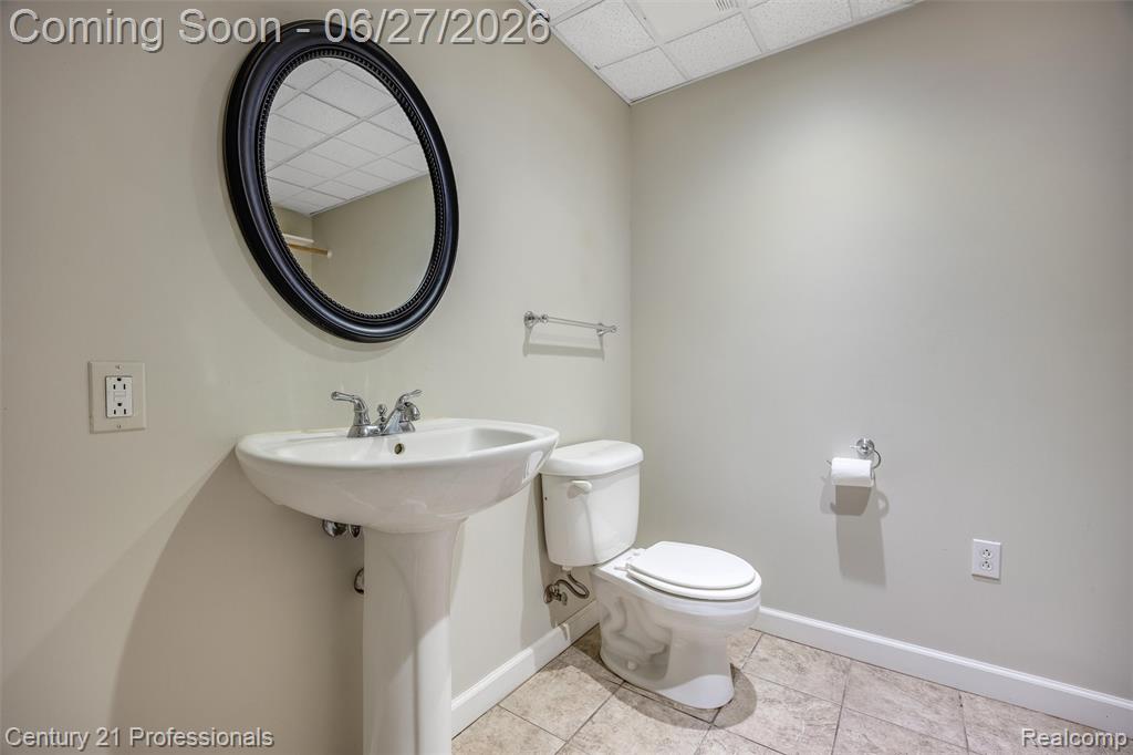 8928 Wild Iris Court, Davisburg, MI 48350 — Photo 34