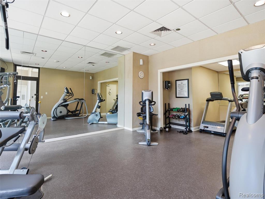 5000 Town Center, 1806, Southfield, MI 48075 — Photo 19