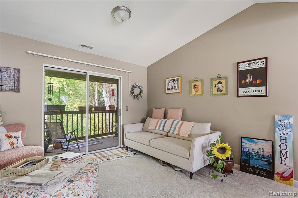 42 Rosebud Lane, Mount Clemens, MI 48043 — Photo 4