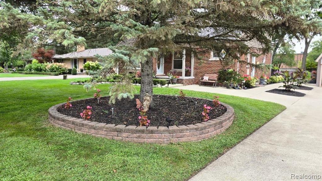 14962 Beatrice Street, Livonia, MI, 48154