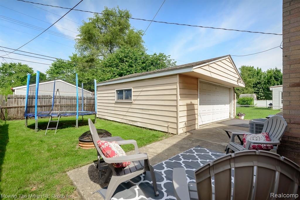 7260 MORTENVIEW Drive, Taylor, MI 48180 — Photo 27