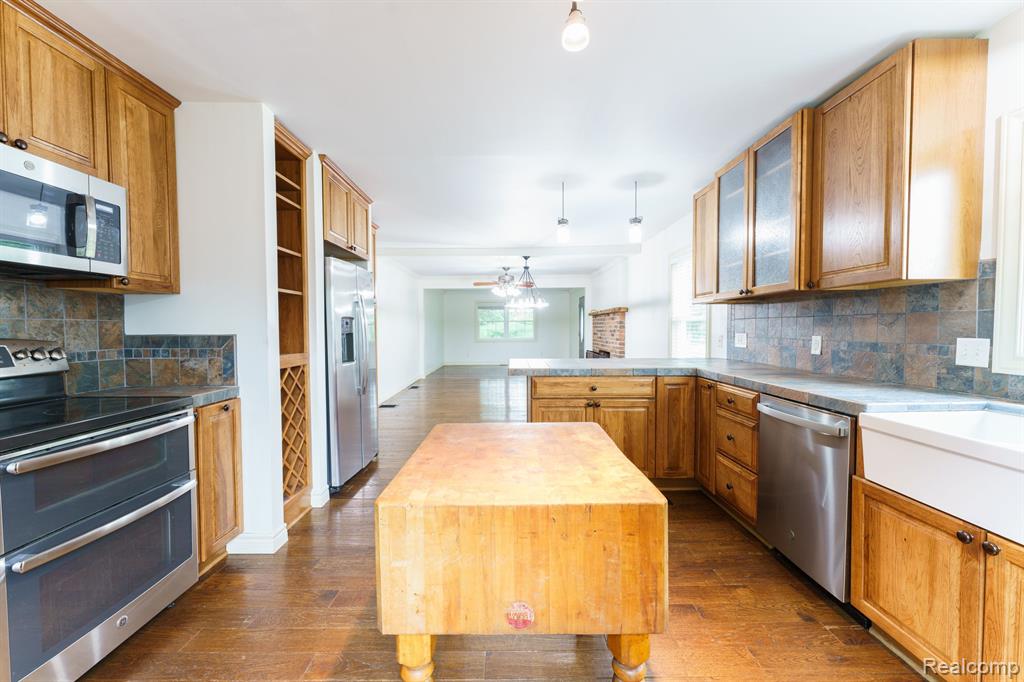 8953 OAK GROVE Road, Howell, MI 48855 — Photo 5